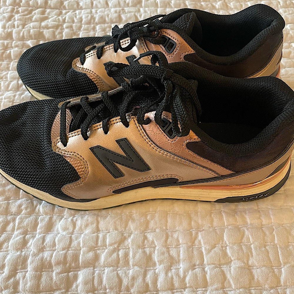 Women’s New Balance Shoes - US 9.5
